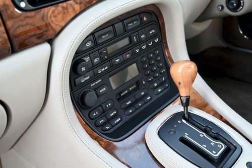 1999 Jaguar Sovereign XJ 4.0 V8 SWB (X308) In vendita (immagine 19 di 118)