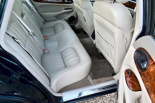 1999 Jaguar Sovereign XJ 4.0 V8 SWB (X308) In vendita (immagine 46 di 118)