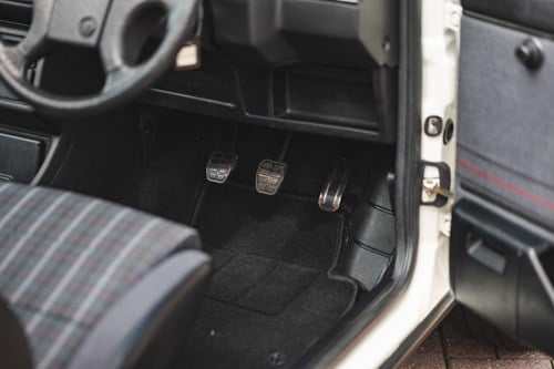 1988 Volkswagen Golf Mk2 GTI 8V For Sale (picture 48 of 151)