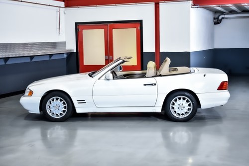 1997 Mercedes-Benz R129 SL320 Convertible 3,2L I6 zum Verkauf (Bild 24 von 93)