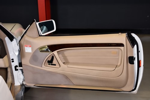1997 Mercedes-Benz R129 SL320 Convertible 3,2L I6 zum Verkauf (Bild 54 von 93)