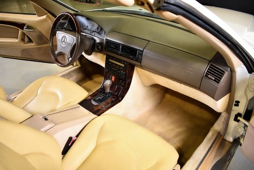1997 Mercedes-Benz R129 SL320 Convertible 3,2L I6 zum Verkauf (Bild 57 von 93)