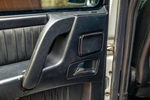 2005 Mercedes-Benz G500 Armoured In vendita (immagine 47 di 181)