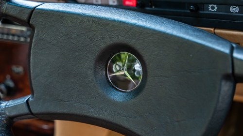 1985 Mercedes-Benz R107 380SL In vendita (immagine 25 di 199)