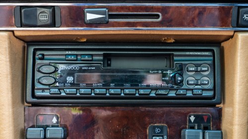 1985 Mercedes-Benz R107 380SL In vendita (immagine 40 di 199)