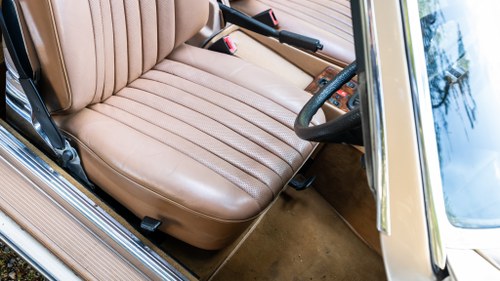 1985 Mercedes-Benz R107 380SL In vendita (immagine 54 di 199)