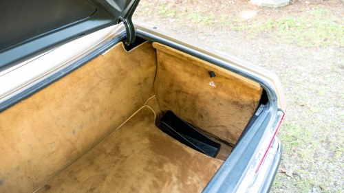 1985 Mercedes-Benz R107 380SL In vendita (immagine 68 di 199)