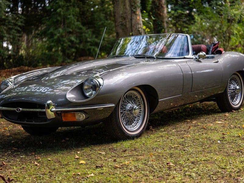 Rapid Classics: Eine Suche. Alle Oldtimer. 9 » Rapid Classics: Eine Suche. Alle Oldtimer. 1968 Jaguar E-Type Series 2 4.2 OTS RHD