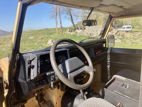 1987 Land Rover Defender 110 3.5 à vendre (picture 16 of 49)