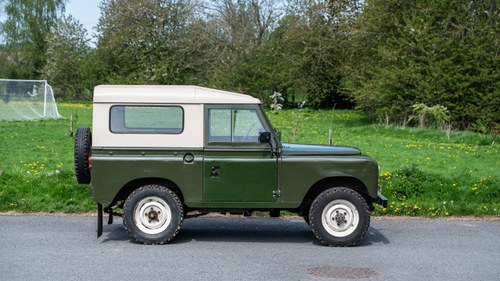 1964 Land Rover Series IIA 88" For Sale (picture 6 of 206)