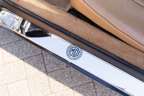 1972 MGB GT In vendita (immagine 40 di 163)