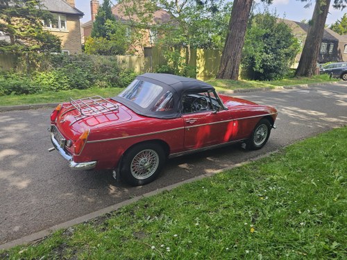 1976 MGB Roadster zum Verkauf (Bild 24 von 112)