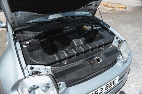 2002 Renault Clio Sport V6 Phase 1 In vendita (immagine 44 di 73)