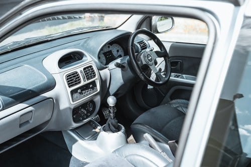 2002 Renault Clio Sport V6 Phase 1 In vendita (immagine 17 di 73)