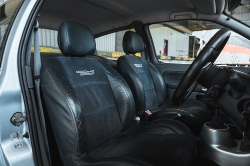 2002 Renault Clio Sport V6 Phase 1 In vendita (immagine 37 di 73)