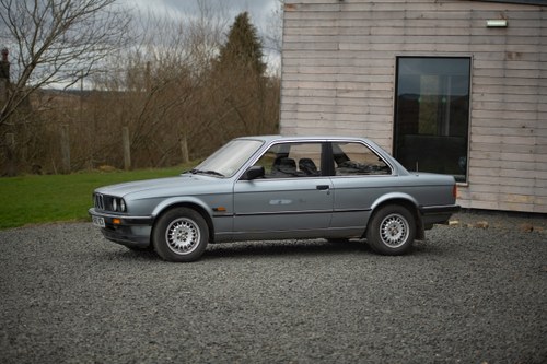 1985 BMW 320i E30 à vendre (picture 5 of 130)