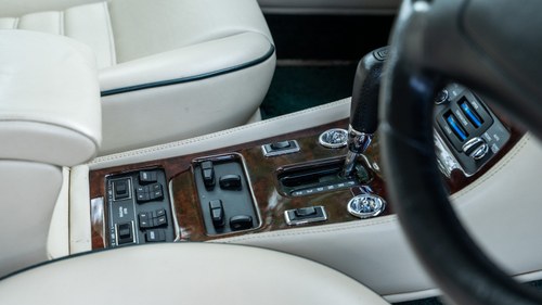 1997 Bentley Turbo RT Te koop (foto 31 van 248)