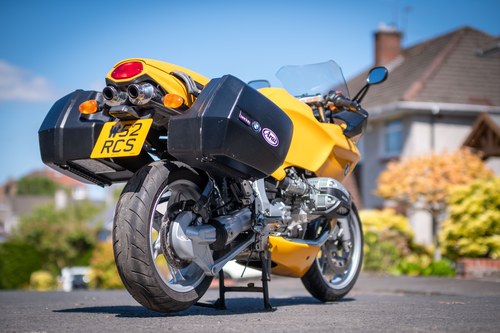 2000 BMW R1100S Te koop (foto 7 van 101)