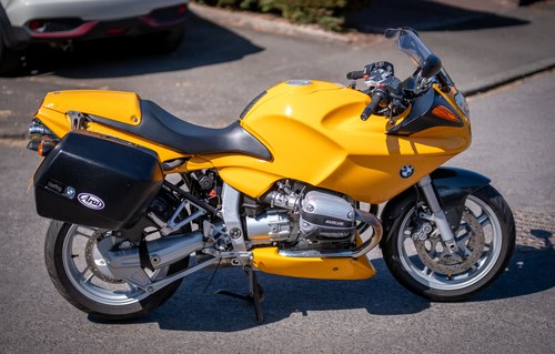 2000 BMW R1100S Te koop (foto 8 van 101)