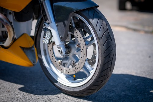 2000 BMW R1100S Te koop (foto 19 van 101)