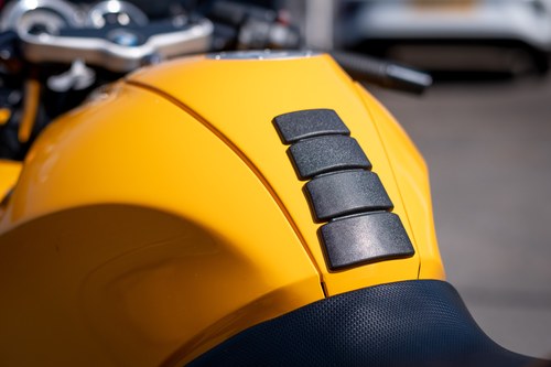 2000 BMW R1100S Te koop (foto 34 van 101)