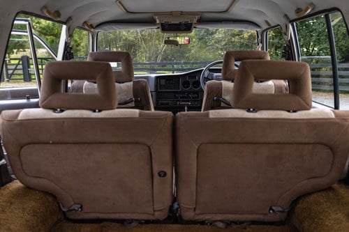 1990 Toyota Land Cruiser VX Sahara J60 High Roof 12H-T 4.0L TD In vendita (immagine 24 di 137)