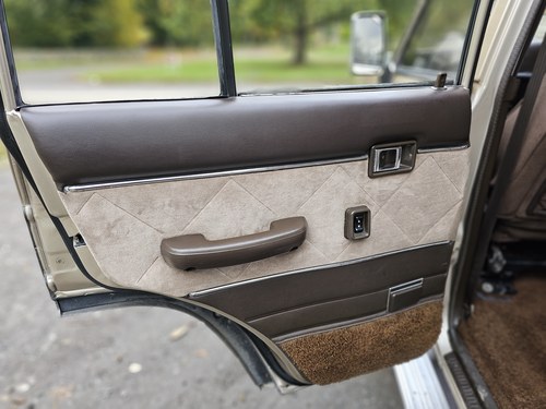 1990 Toyota Land Cruiser VX Sahara J60 High Roof 12H-T 4.0L TD In vendita (immagine 69 di 137)
