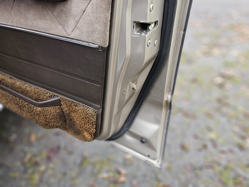 1990 Toyota Land Cruiser VX Sahara J60 High Roof 12H-T 4.0L TD In vendita (immagine 83 di 137)