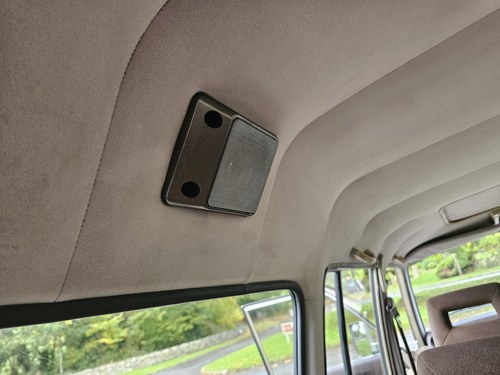 1990 Toyota Land Cruiser VX Sahara J60 High Roof 12H-T 4.0L TD In vendita (immagine 95 di 137)