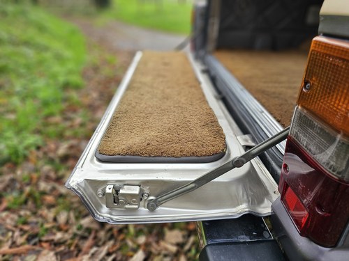 1990 Toyota Land Cruiser VX Sahara J60 High Roof 12H-T 4.0L TD In vendita (immagine 100 di 137)