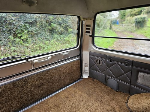 1990 Toyota Land Cruiser VX Sahara J60 High Roof 12H-T 4.0L TD In vendita (immagine 101 di 137)