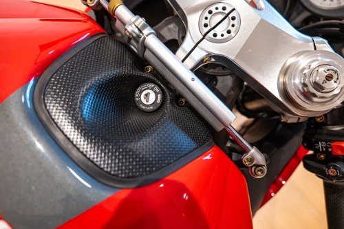 2009 MV Agusta F4 1000R à vendre (picture 56 of 141)