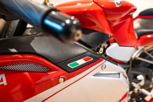 2009 MV Agusta F4 1000R à vendre (picture 78 of 141)