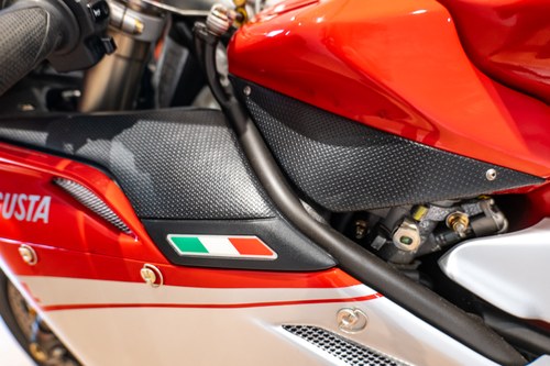 2009 MV Agusta F4 1000R à vendre (picture 104 of 141)