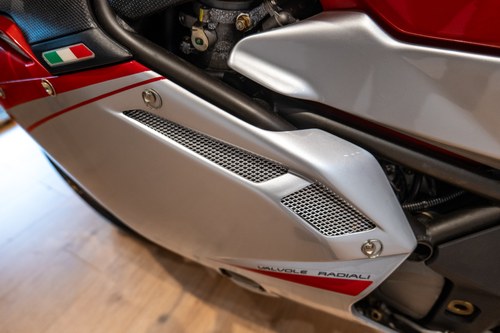 2009 MV Agusta F4 1000R à vendre (picture 105 of 141)