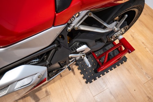 2009 MV Agusta F4 1000R à vendre (picture 120 of 141)