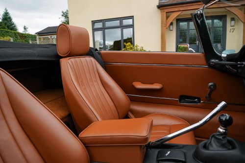 1974 Jaguar E-Type Series 3 V12 OTS RHD For Sale (picture 95 of 295)