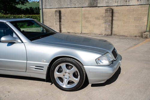 2000 Mercedes-Benz SL320 V6 à vendre (picture 78 of 173)
