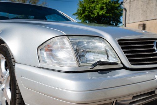 2000 Mercedes-Benz SL320 V6 à vendre (picture 80 of 173)