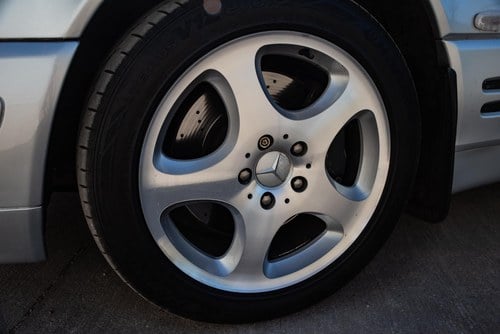 2000 Mercedes-Benz SL320 V6 à vendre (picture 34 of 173)