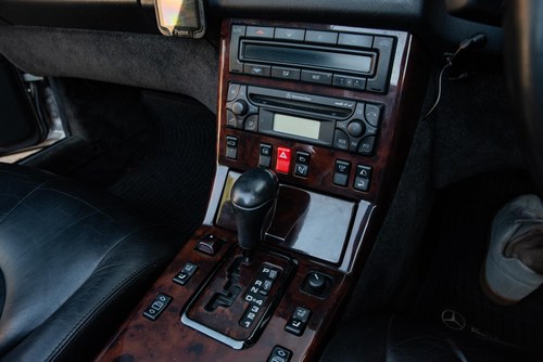 2000 Mercedes-Benz SL320 V6 à vendre (picture 49 of 173)