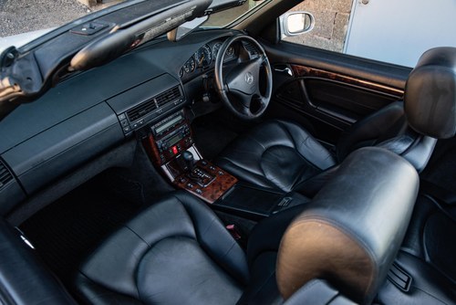 2000 Mercedes-Benz SL320 V6 à vendre (picture 58 of 173)