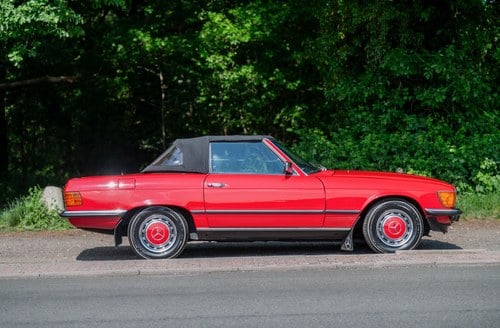 1982 Mercedes-Benz 280SL R107 For Sale (picture 16 of 189)