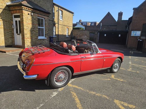1976 MGB Roadster zum Verkauf (Bild 8 von 112)