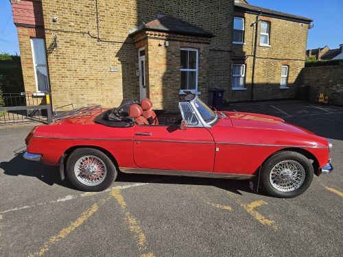 1976 MGB Roadster zum Verkauf (Bild 4 von 112)