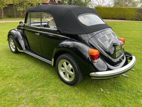 1977 Volkswagen Beetle 1303S Karmann Cabriolet In vendita (immagine 13 di 140)