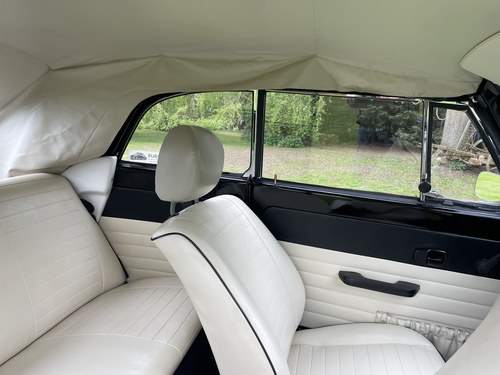 1977 Volkswagen Beetle 1303S Karmann Cabriolet In vendita (immagine 51 di 140)