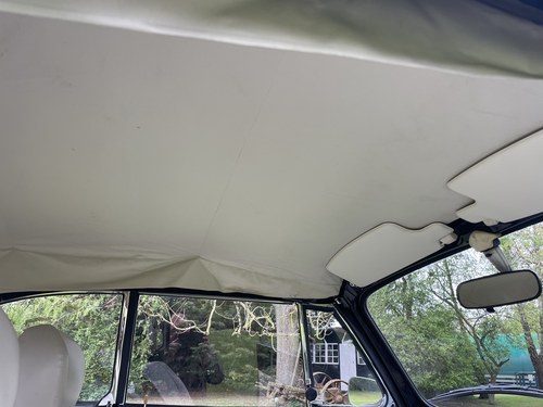 1977 Volkswagen Beetle 1303S Karmann Cabriolet In vendita (immagine 52 di 140)