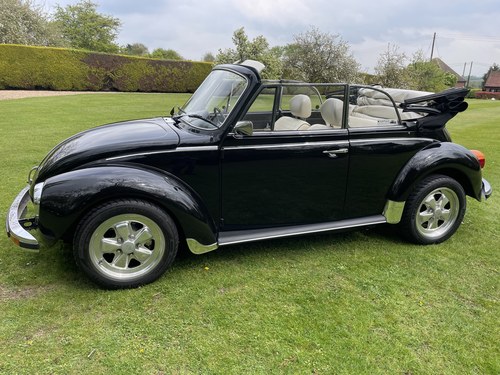 1977 Volkswagen Beetle 1303S Karmann Cabriolet In vendita (immagine 20 di 140)