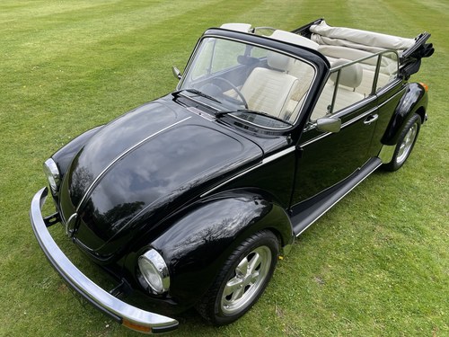 1977 Volkswagen Beetle 1303S Karmann Cabriolet In vendita (immagine 17 di 140)